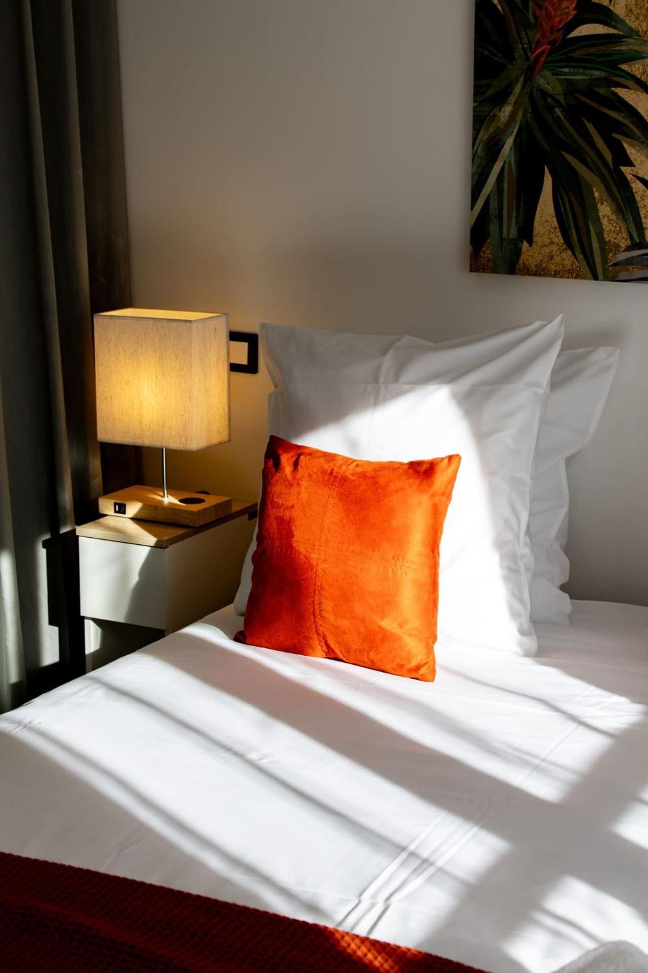 Le Lucien Eco-Appart'Hotel - Angouleme - Centre - Wifi - Parking Prive - Classe 4 Etoiles Dış mekan fotoğraf